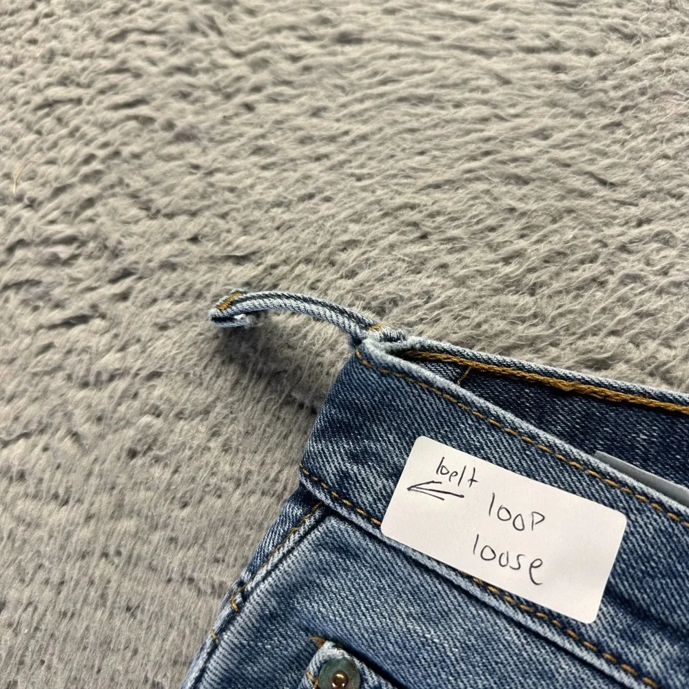 Levi's 550 Jeans Mens 38x30‎ Blue Cotton Denim Straight Leg Faded Baggy Workwear